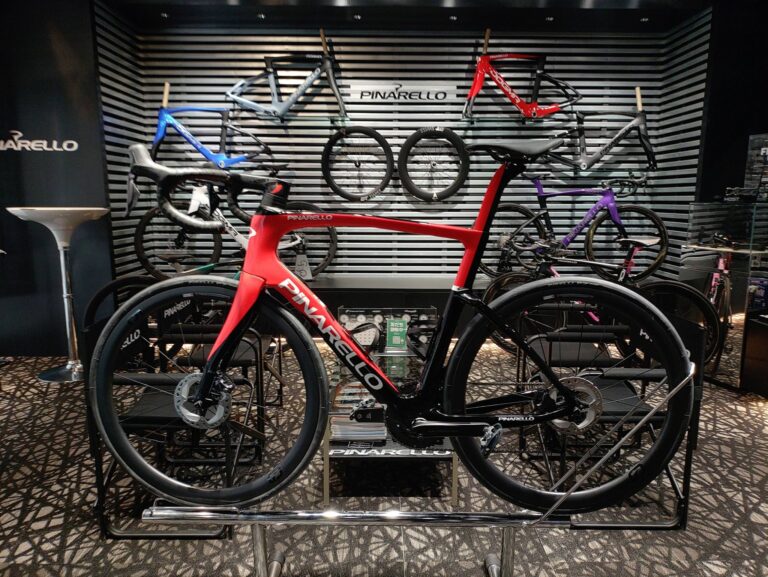 【オーナーズバイク紹介】F7 D101 RAZOR RED